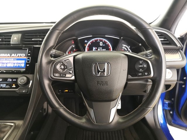 112eaa14771577966d2844af70b3adfd.jpg