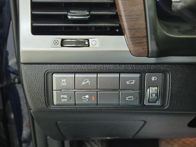 6081000959R17.jpg