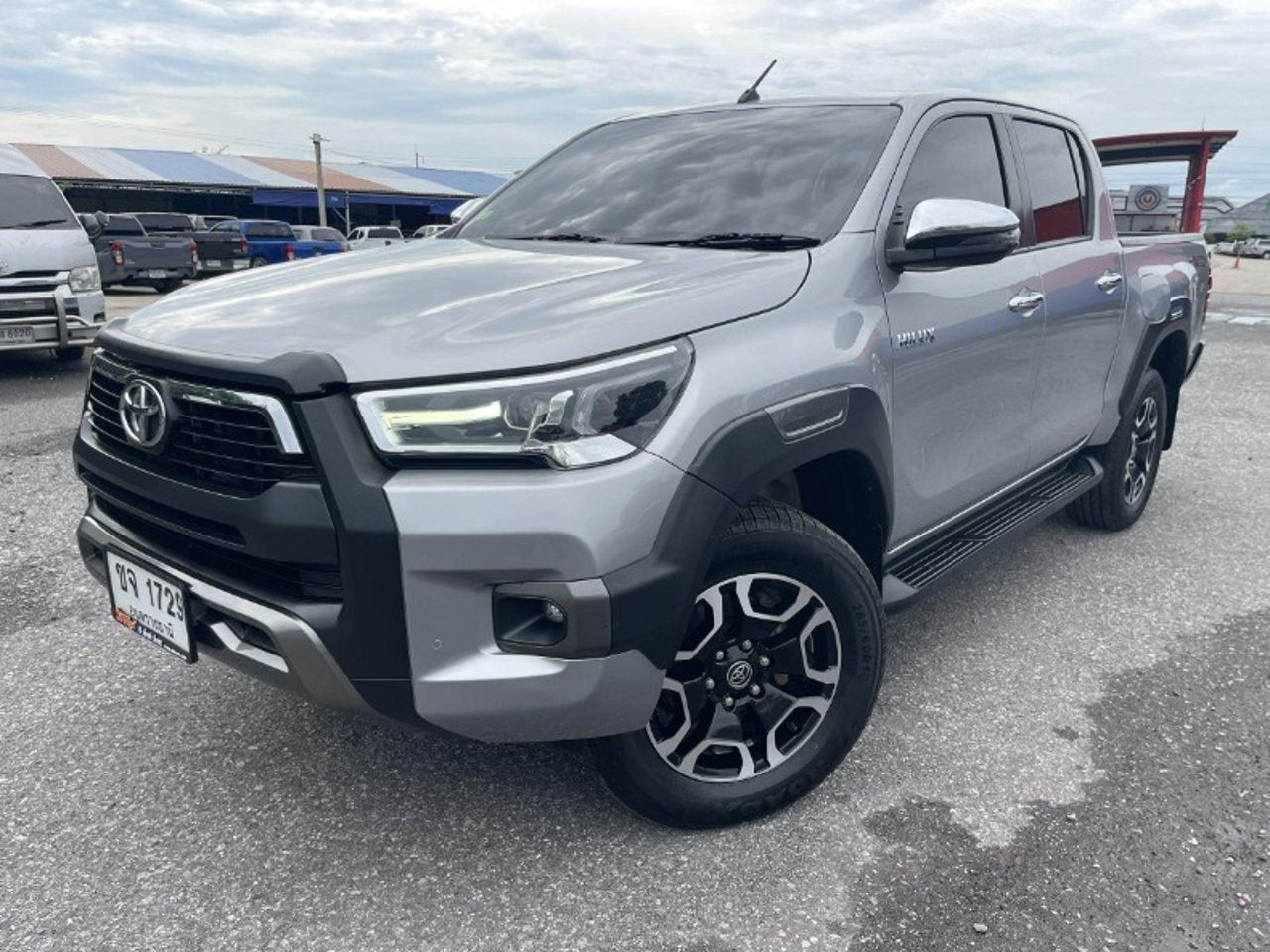 2023 Toyota Hilux, photo 1 of 1