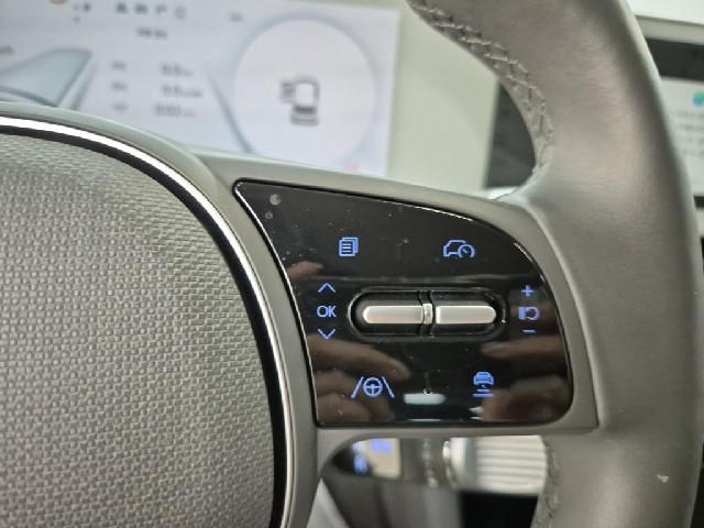 6081501257R15.jpg