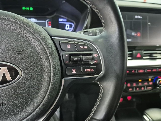 6081501404R15.jpg