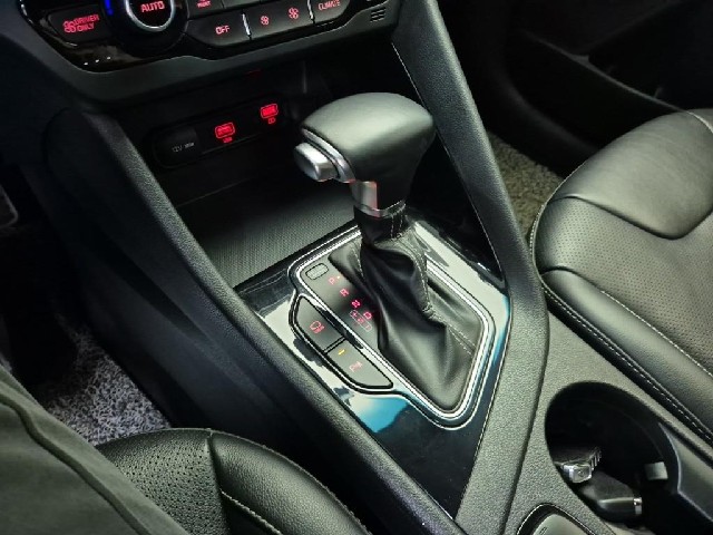 6081501404R8.jpg
