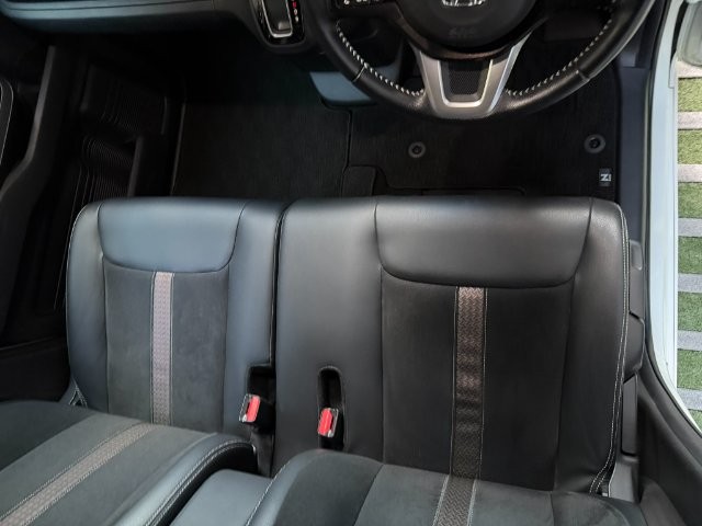 d1f17eae10dd9190d8a2e2d63f10f4ad.jpg