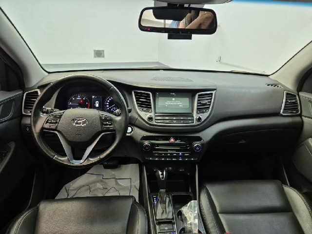 6081500556R7.jpg
