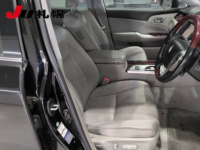 b27233be41369cc53a1b6862a4f6c225.jpg