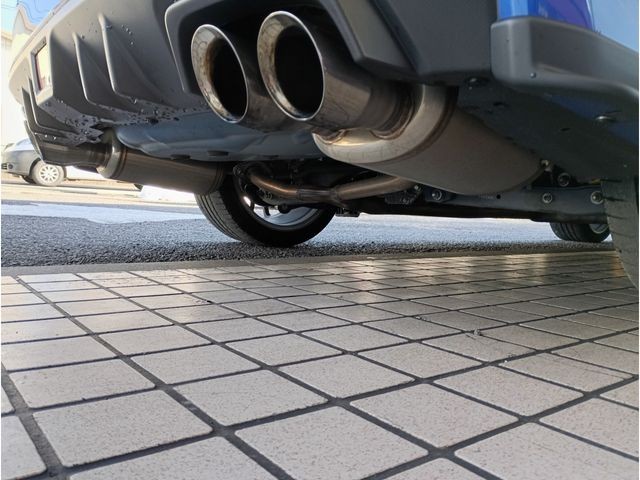ee1943db3f4a8bb858c35d6805e76f64.jpg