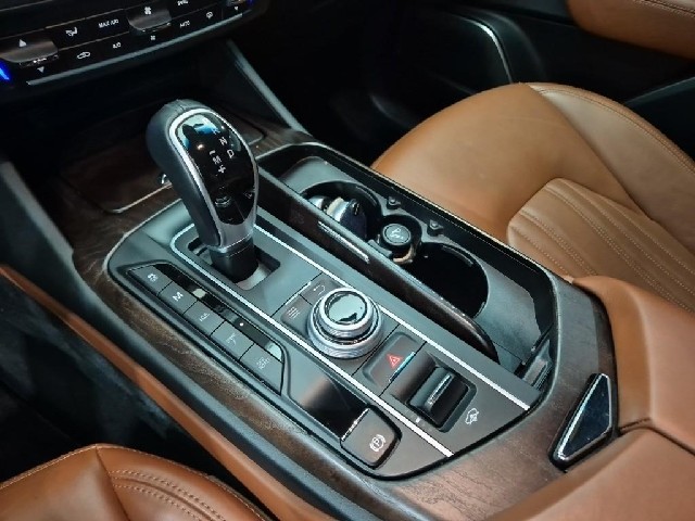 6081001931R8.jpg