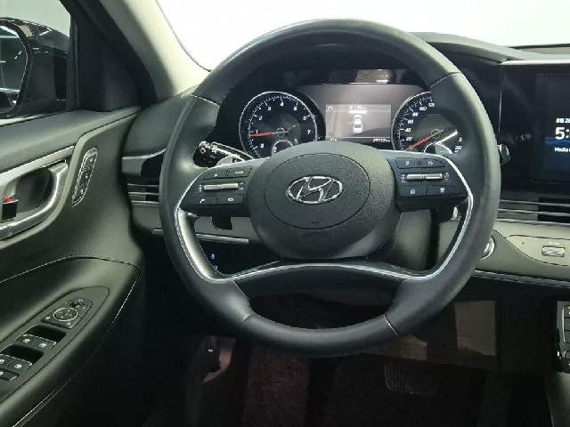 6081501611R9.jpg