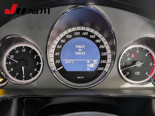 c3d6c4cbd58101dbcc676384249bd24b.jpg