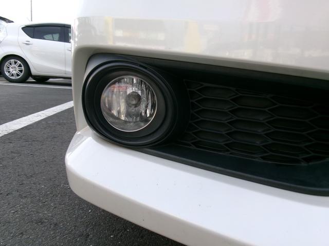 0902477A30251221W00115.jpg