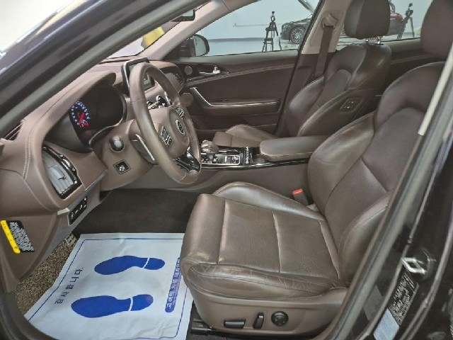 6081501313R11.jpg