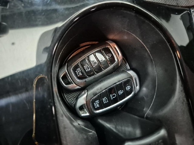 6081001777R16.jpg