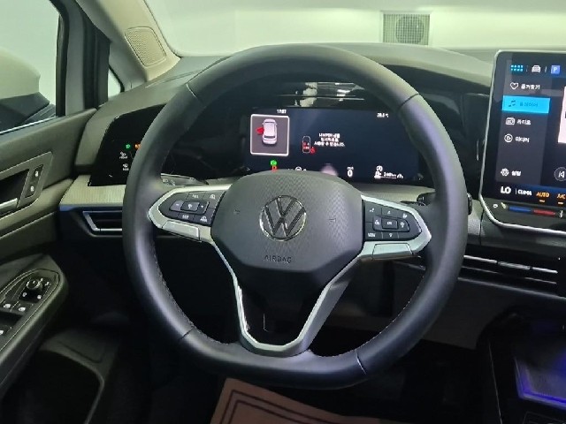 6081501168R9.jpg