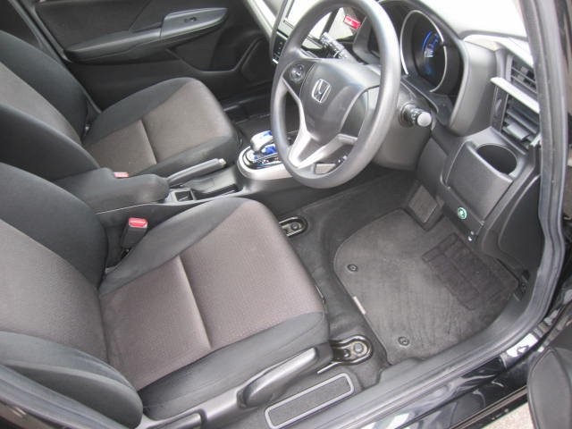 2b339d17cdf3384f4e03bf8119503deb.jpg