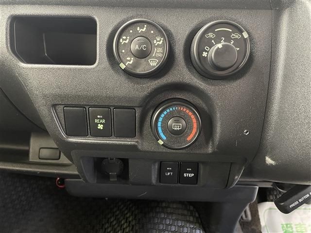 8acb8a4812745cccffc413e7ca785125.jpg