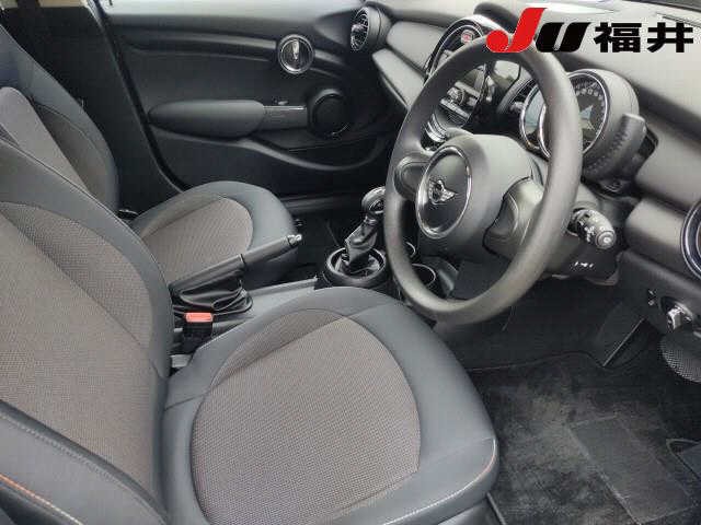96cc2055b2777e3a5044e18165e74ce9.jpg