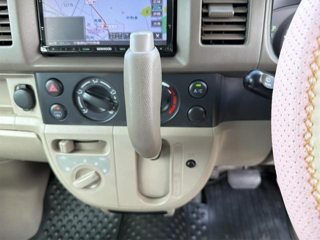 0561260A30260708W00117.jpg