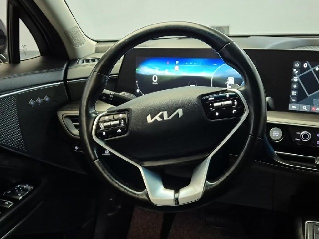 6081501645R9.jpg