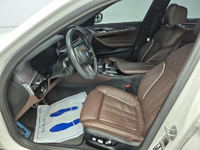 6081500957R11.jpg