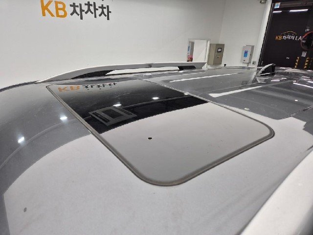 6081001621R13.jpg