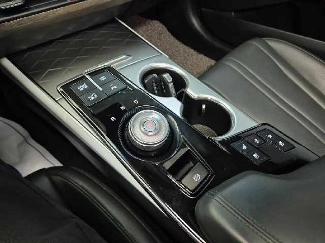6081501995R8.jpg