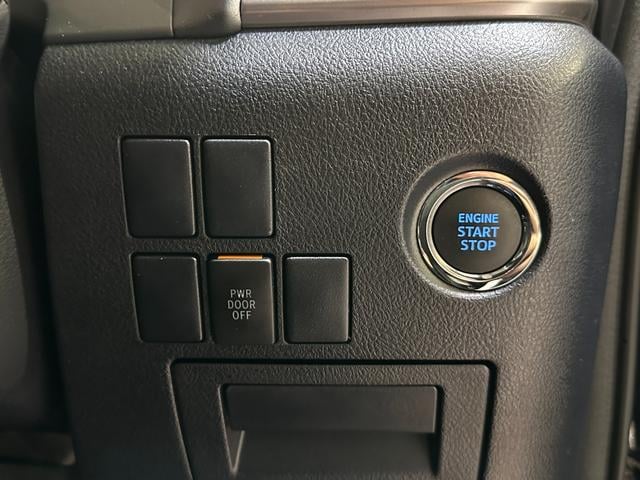 0509824A30250703W01414.jpg