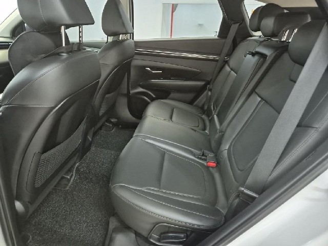 6081001303R13.jpg