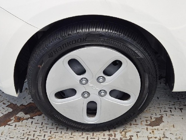 6081501723R19.jpg