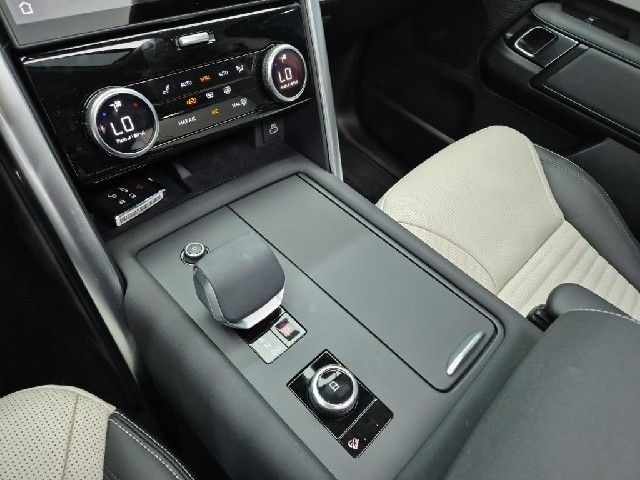 6081002121R8.jpg