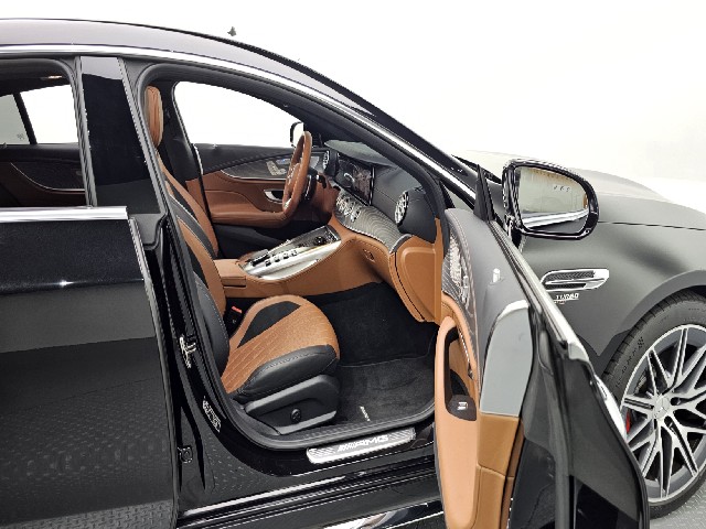 900e32d806812f08a2492f8305327a1b.jpeg