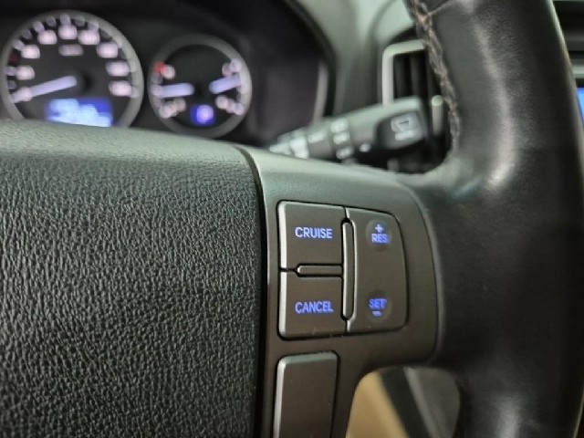 6081000461R15.jpg