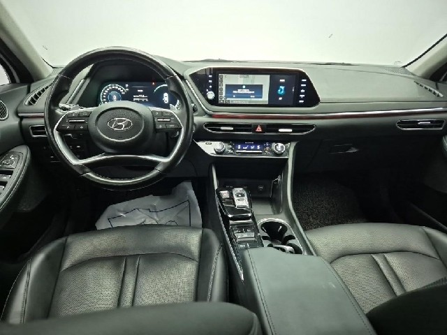 6081000174R7.jpg