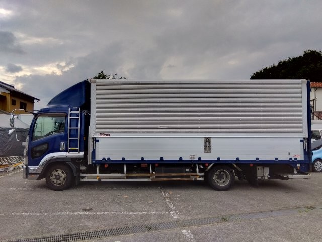 59bd5650ac4e7d6d53ff09ea07628781.jpg