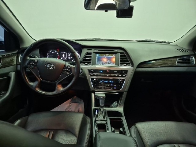 6081000990R7.jpg