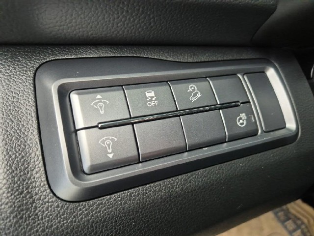 6101500463R16.jpg