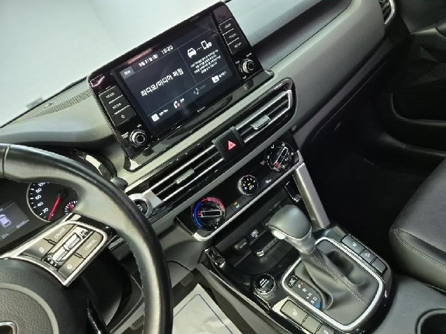 6081002356R10.jpg