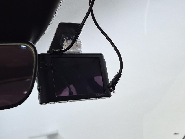 6081002356R15.jpg
