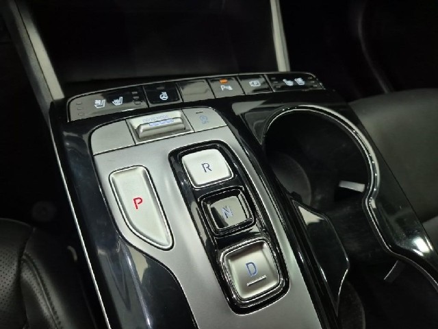 6081001593R8.jpg
