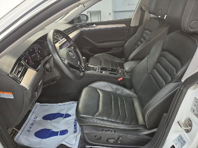 6081001085R11.jpg