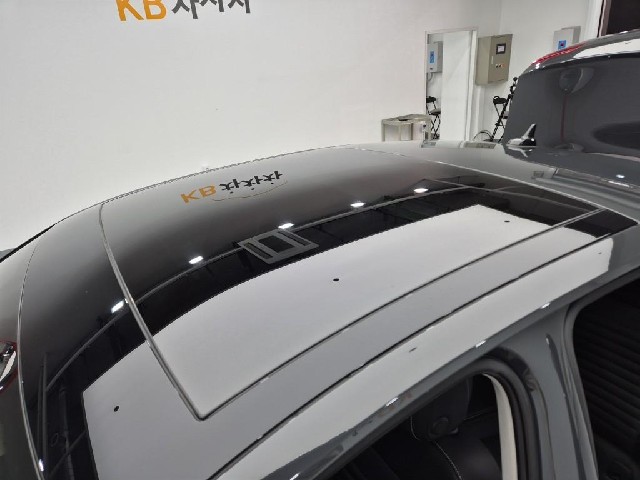 6101000409R13.jpg