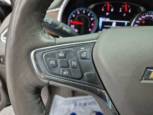 6081001574R15.jpg