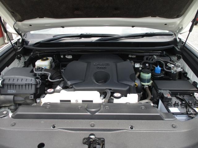 0580671A30260716W00116.jpg