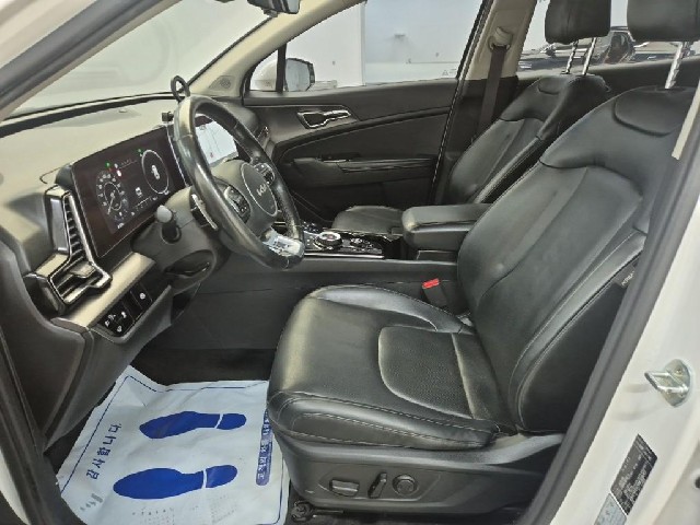 6081501137R11.jpg