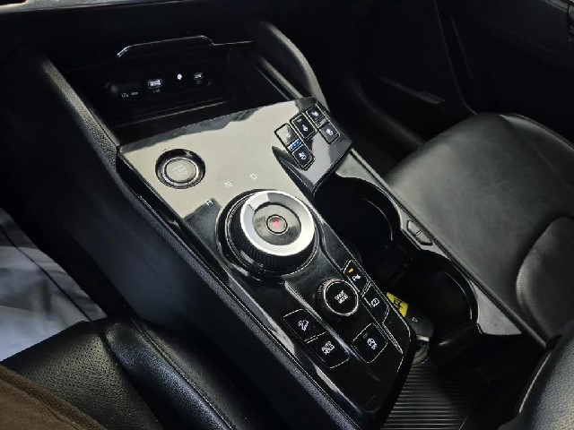 6081501137R8.jpg