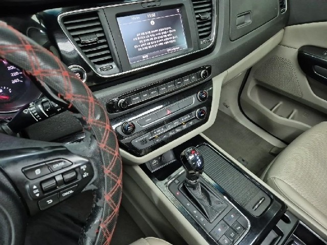 6101000172R10.jpg