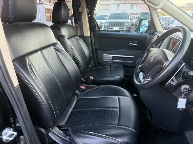 0209521A30261016W00108.jpg