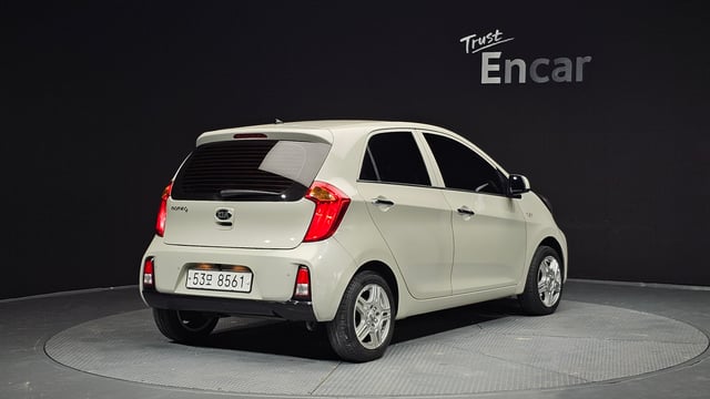 7b258ffe06258a0003de6a31ace94657.jpeg