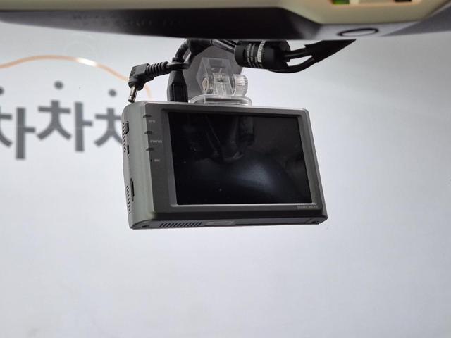 6051002275R16.jpg