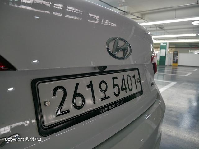6051002049R18.jpg