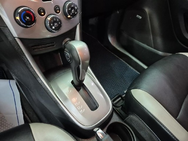 6091002493R8.jpg